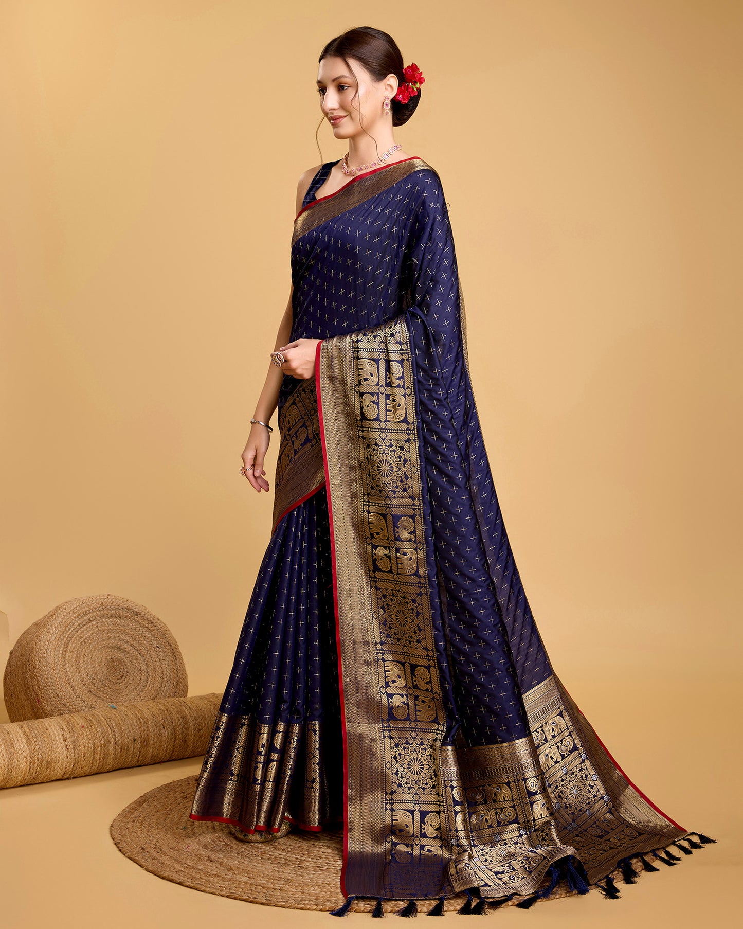 Aaritra  Saree