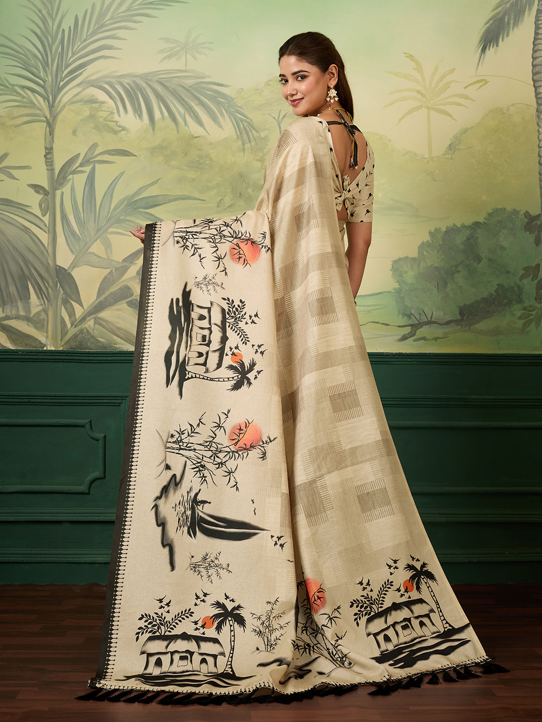 Elegant Beige Printed Saree with Artistic Traditional Motifs