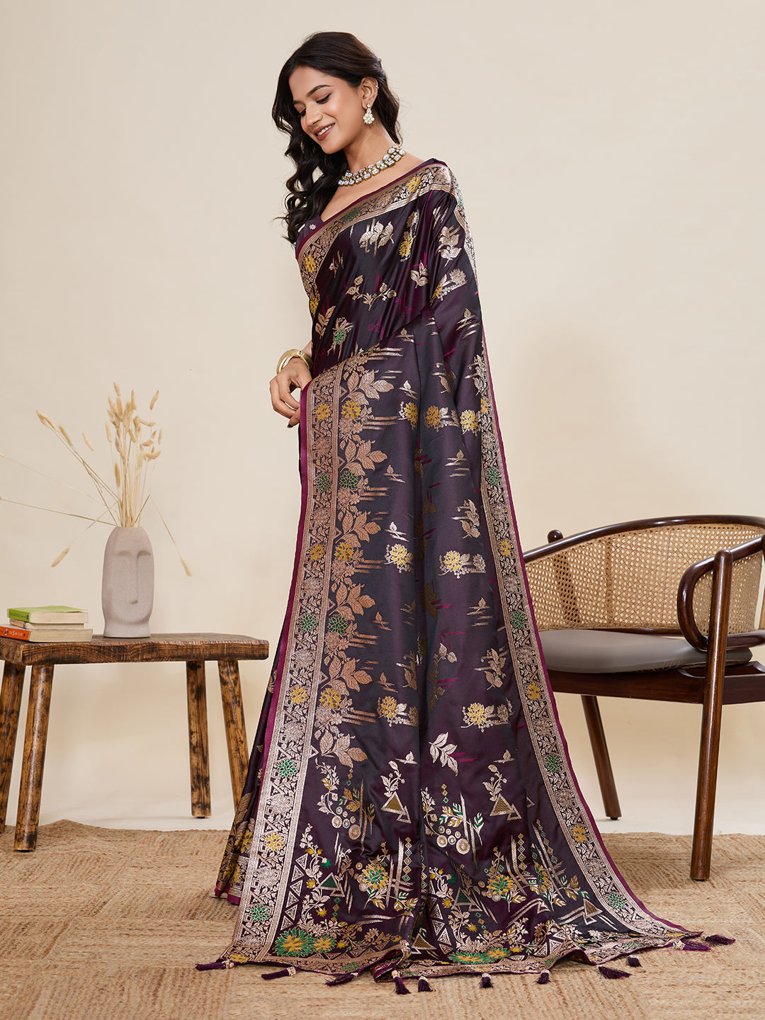 Elegant Purple Floral Printed Saree With Designer Border