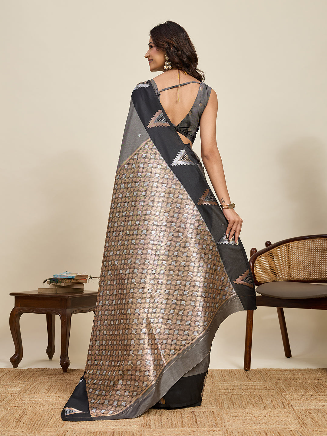 Aamrapali Saree