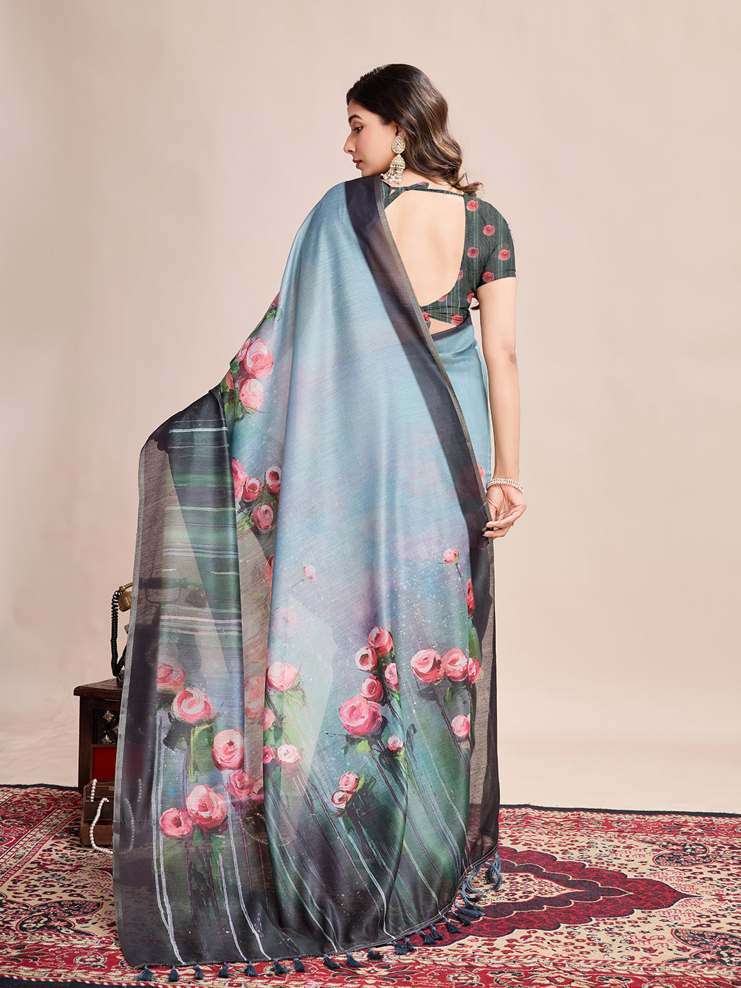 Elegant Grey Blue Saree with Floral Printed Pallu Design