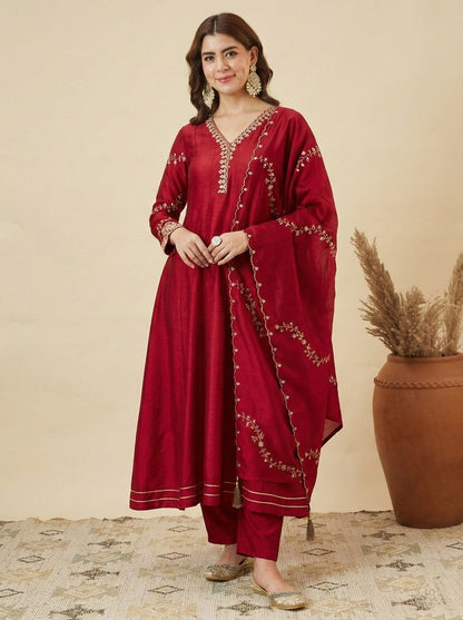 Elegant Red Vichitra Silk Embroidered Festive Suit Set