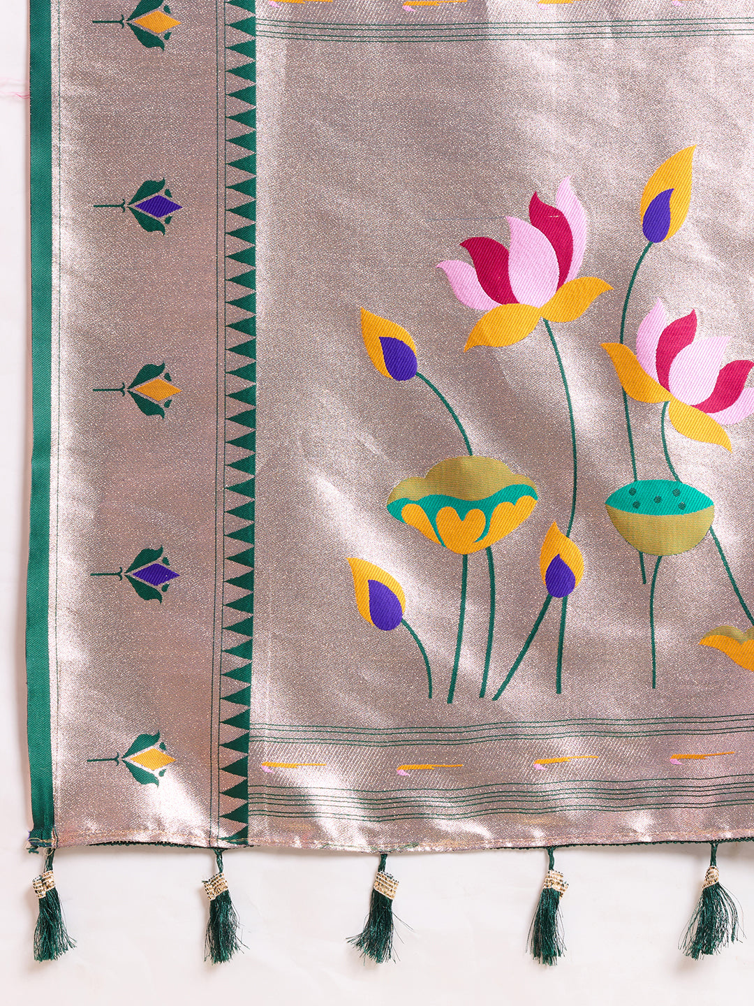 Elegant Purple Silver Saree with Traditional Lotus Motif Design